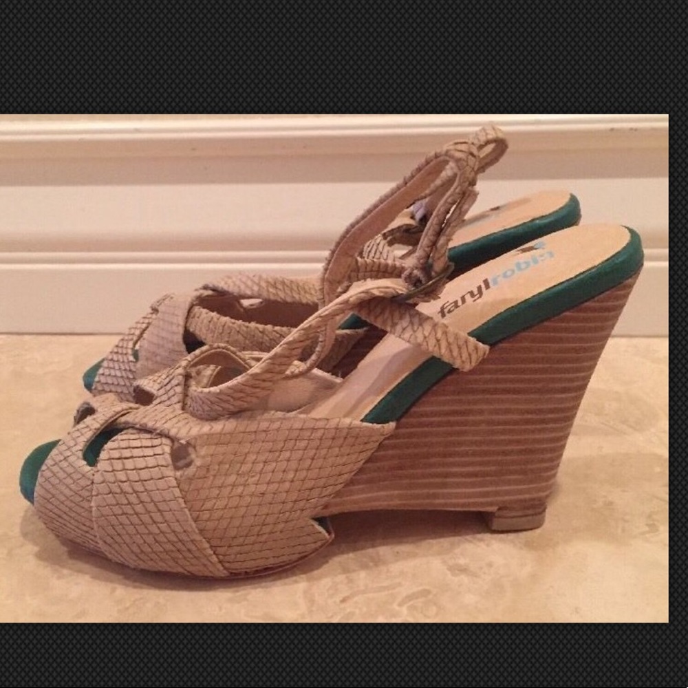 FARYL ROBIN Leather Snake Skin Wedge Heels 9M NEW!